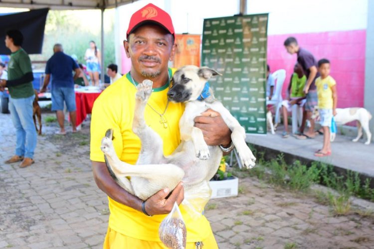 "Meu Amigo Pet" realiza ação no Conjunto Aparecida Procópio