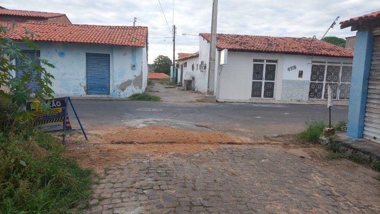 Infraestrutura de Floriano avança na recuperação de ruas e estrada rural