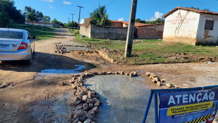 Infraestrutura de Floriano avança na recuperação de ruas e estrada rural