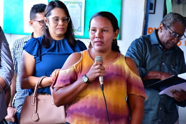 126 anos: Floriano abre aniversário com entrega de laboratório de informática reestruturado