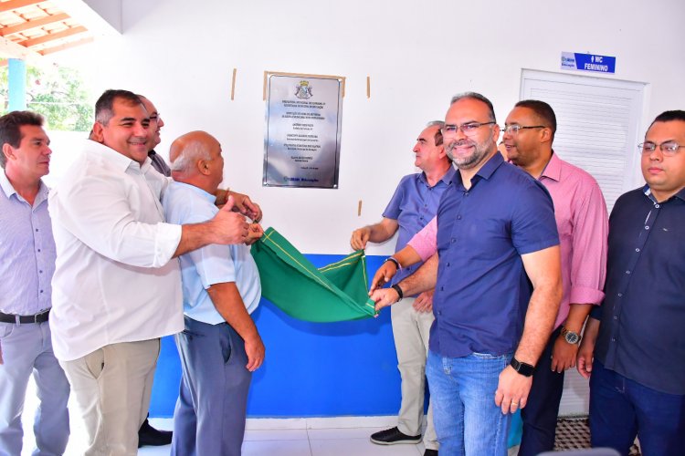 126 anos: Prefeitura de Floriano entrega escola Novo Papa Pombo reformada