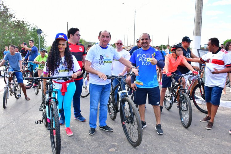 Passeio ciclístico de aniversário pelos 126 anos de Floriano foi um sucesso 