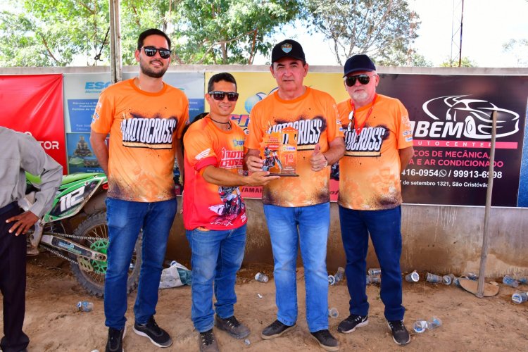 126 anos: Prefeitura apoia o 1º Motocross de Aniversário de Floriano