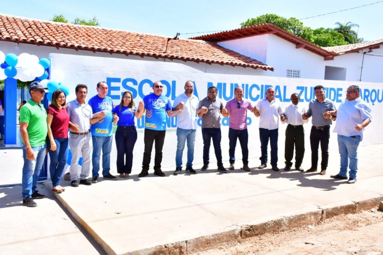 126 anos: Prefeitura de Floriano entrega escola do Amolar reestruturada e renomeada