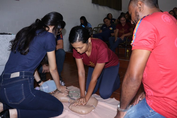 Equipe técnica do SAMU ministra curso de Suporte Básica de Vida