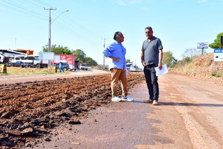 Superintendência de Trânsito acompanha obra de recapeamento da BR230 em Floriano