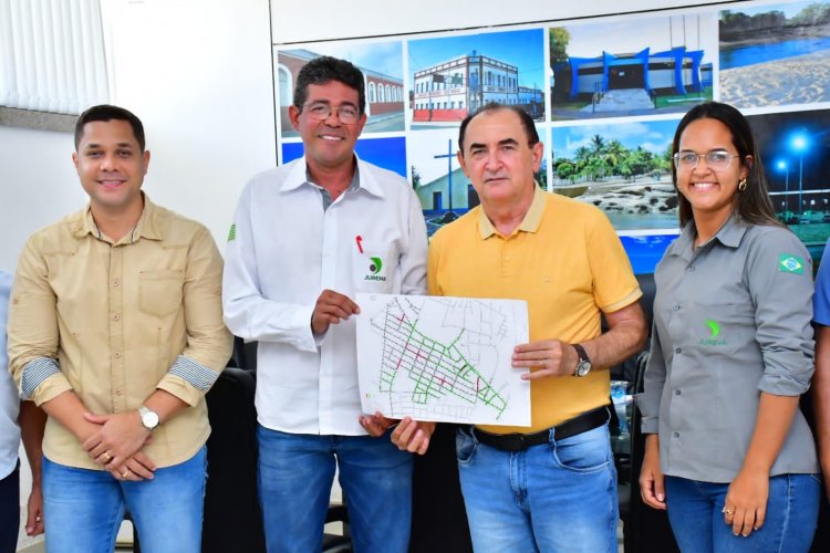 Reunião discute avanço das obras de esgotamento e interligação de novos bairros de Floriano