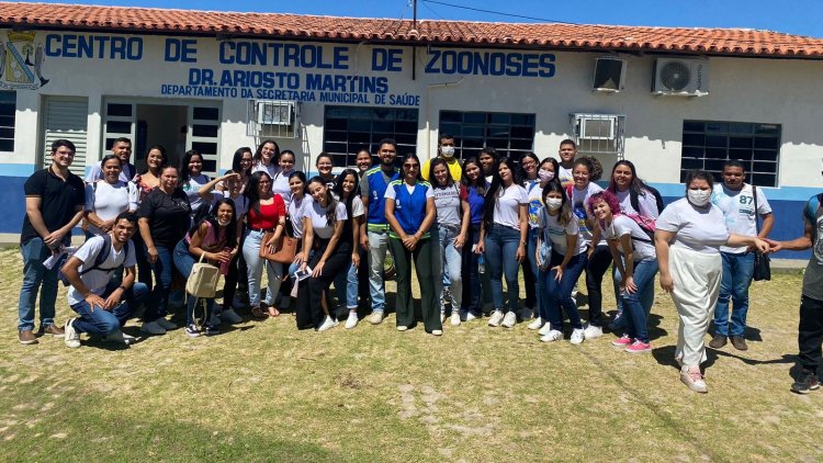 Estudantes de enfermagem fazem visita técnica ao Centro de Zoonoses de Floriano