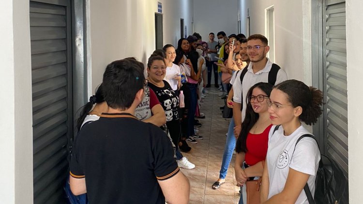 Estudantes de enfermagem fazem visita técnica ao Centro de Zoonoses de Floriano