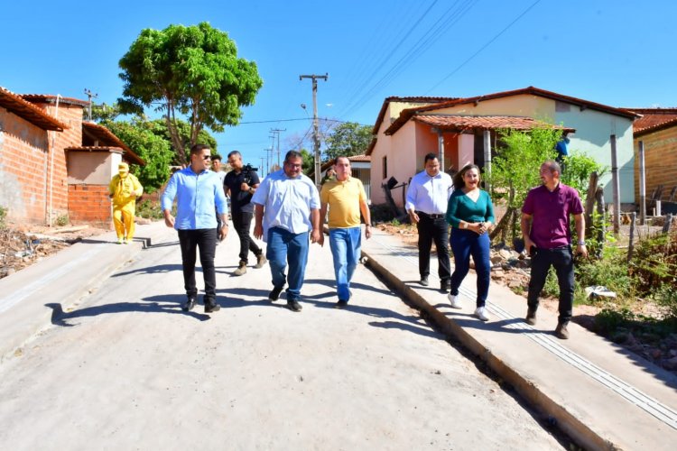 Construção de creche, calçamentos e reforma de praças prometem grandes avanços para Floriano