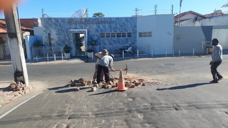 Tapa-buracos em ruas e avenidas segue a todo vapor em Floriano