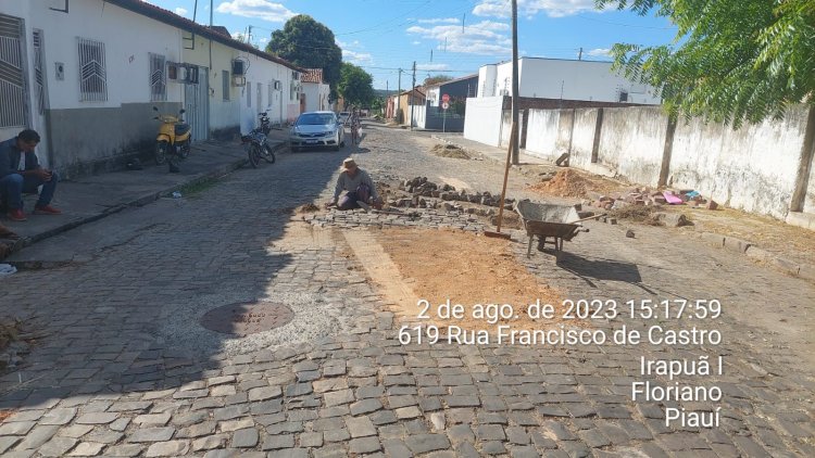 Tapa-buracos em ruas e avenidas segue a todo vapor em Floriano