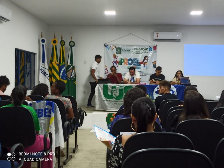 Diretoria da Juventude se reúne e elege membros do Conselho Municipal de Juventude - CONJUD