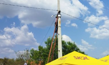 Prefeitura de Floriano faz manutenção na iluminação pública do Distrito Amolar