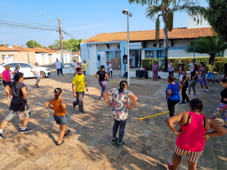 Núcleo de Atividade Física da UBS José Paraguassú reúne dezenas de participantes