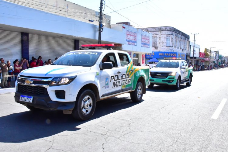 Desfile Cívico marca as comemorações pela Independência do Brasil em Floriano