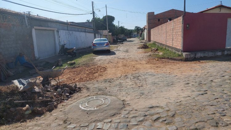 Infraestrutura: Serviço de tapa-buracos chega a mais seis bairros de Floriano