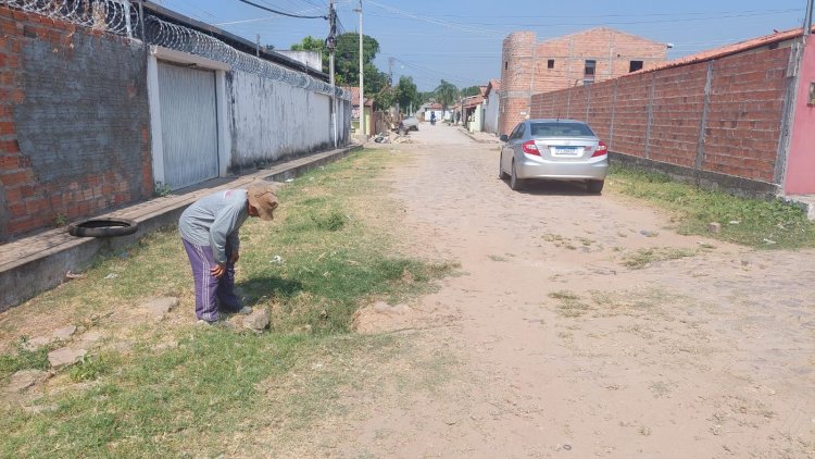 Infraestrutura: Serviço de tapa-buracos chega a mais seis bairros de Floriano