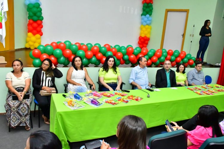 Educação de Floriano realiza I Seminário Municipal de Boas Práticas PPAIC