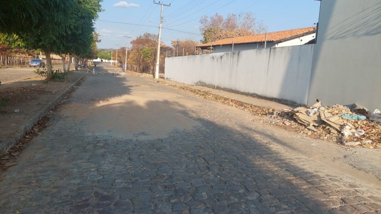 Infraestrutura: serviço de tapa-buracos chega a mais seis bairros de Floriano