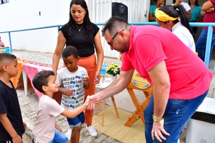 Crianças atendidas pela sala de estimulação da Policlínica ganham festa