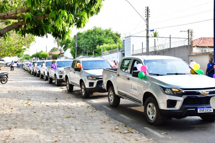 Carreta da Saúde reúne centenas de crianças e passa por diversos bairros em Floriano