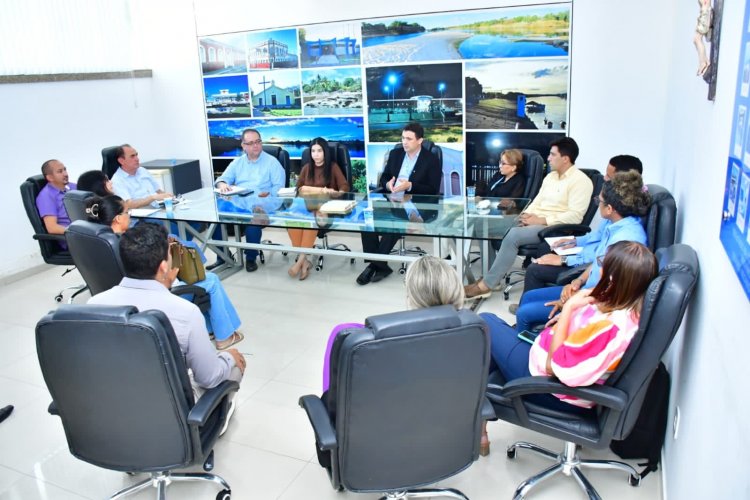 Reunião na Prefeitura de Floriano discute tratativas do programa ‘Minha Casa, Minha Vida’