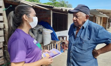 Saúde realiza panfletagem no entorno do Mercado Central sobre hanseníase
