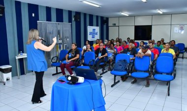 Prefeitura de Floriano e Sebrae capacitam permissionários do Mercado Público Central