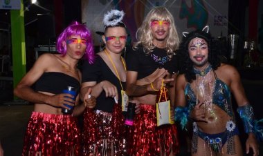 Bloco das Virgens marca a abertura da semana do Carnaval em Floriano