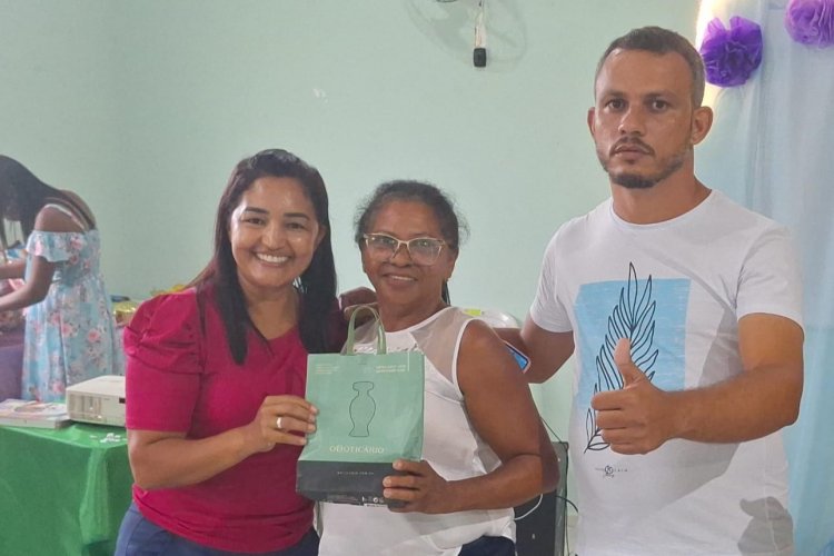 CAPS para Elas: Ação de saúde homenageia mulheres 