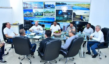 Prefeitura de Floriano inicia assinatura de contratos para execução do ‘Minha Casa, Minha Vida’ no município