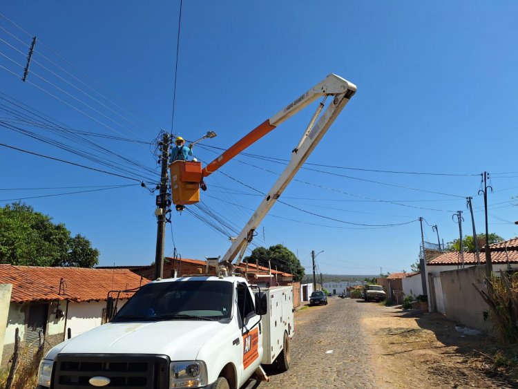 Iluminação pública: iniciada implantação de mais de mil luminárias de LED em Floriano