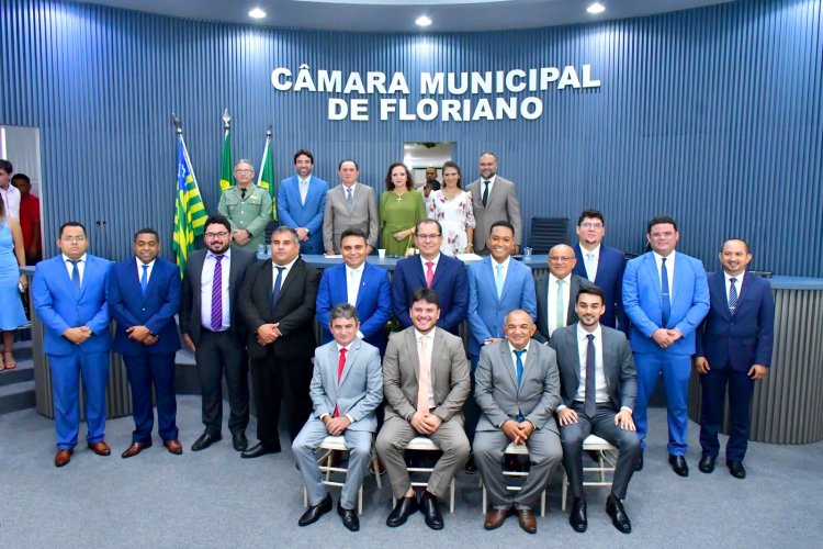 Posse do prefeito Antônio Reis e do vice-prefeito Joab Curvina marca início de nova gestão em Floriano