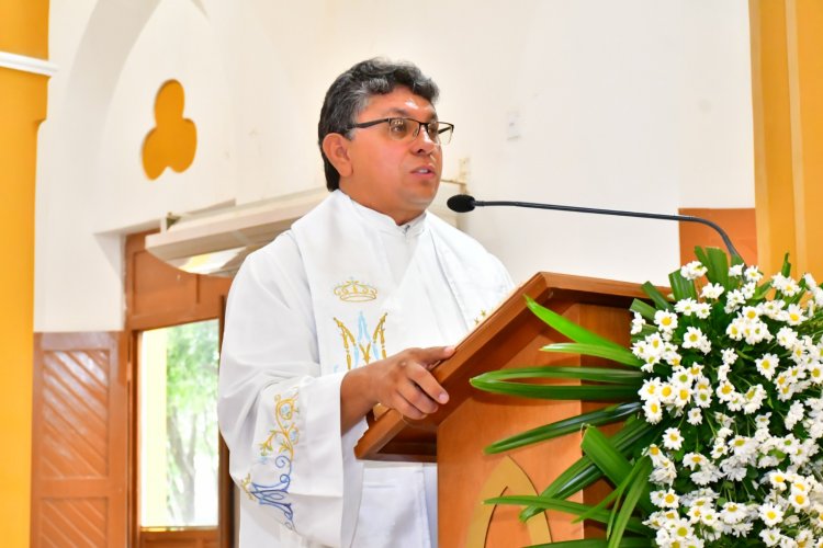 Missa em ação de graças e hasteamento de bandeiras precedem solenidade de posse do prefeito e vice de Floriano