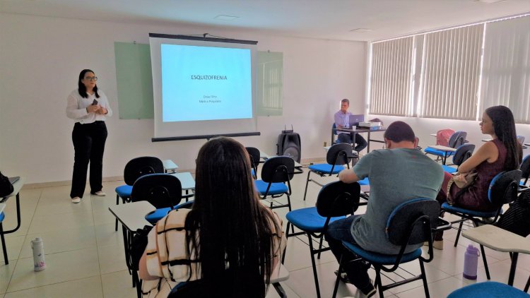 Saúde de Floriano inicia capacitação sobre 'Luta Antimanicomial' com foco na atenção primária