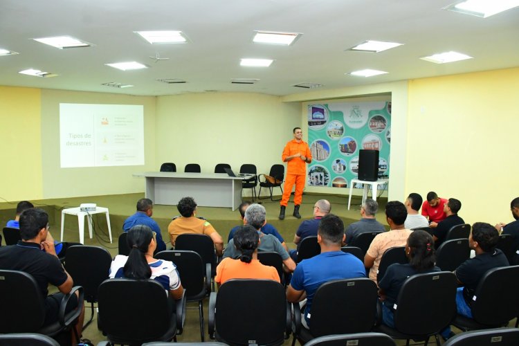 Prefeitura de Floriano capacita voluntários da Defesa Civil em parceria com o Governo do Estado
