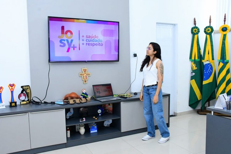 Saúde de Floriano lança projetos voltados para pessoas surdas e população LGBTQIAPN+