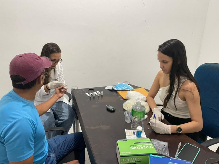 Motoristas do município recebem ações de saúde na Campanha Novembro Azul