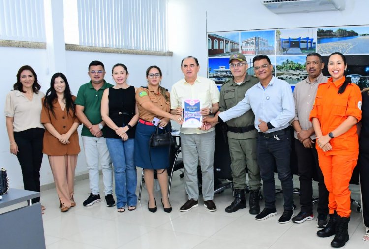 Prefeitura de Floriano realiza reunião estratégica sobre gestão de riscos e desastres no período chuvoso