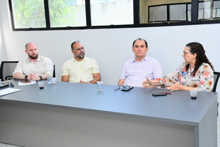 Prefeitura de Floriano realiza primeira reunião com secretariado para entrega do QDD 2026
