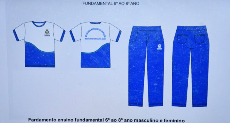 Educação de Floriano apresenta novo fardamento escolar e assina contrato com empresa que vai confeccionar os uniformes