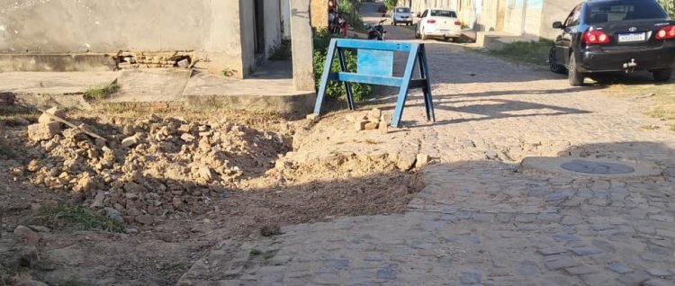 Prefeitura executa operação Tapa-buracos em 13 bairros de Floriano no mês de janeiro