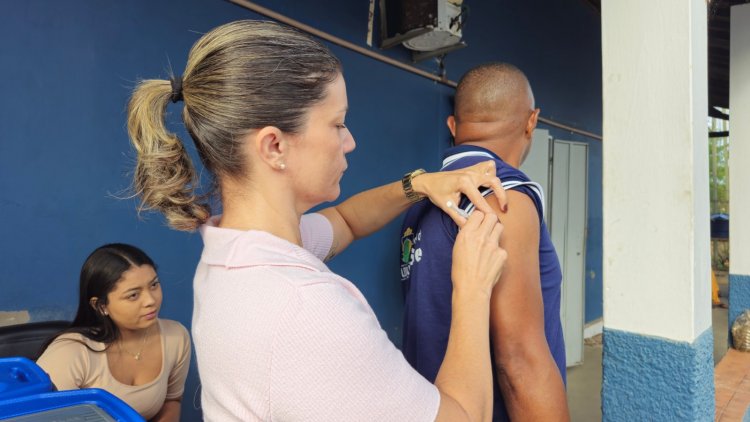 Prefeitura de Floriano intensifica combate à dengue com vacinação de motoristas e ações de conscientização