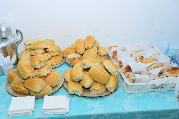 Prefeitura de Floriano realiza café da manhã em homenagem ao Dia do Gari