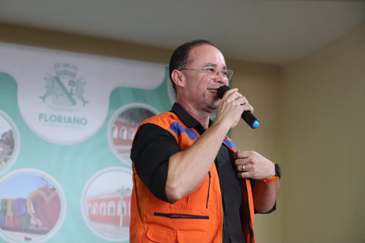 Prefeitura de Floriano participa de capacitação sobre Gestão de Riscos e Desastres