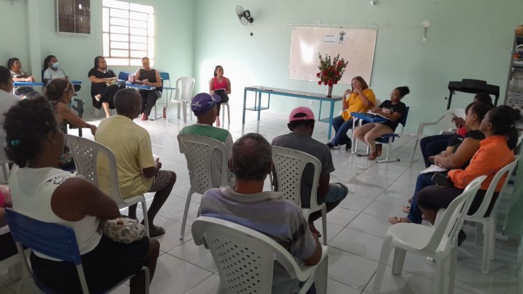 Assembleia reúne pacientes, familiares e profissionais para discutir saúde mental 