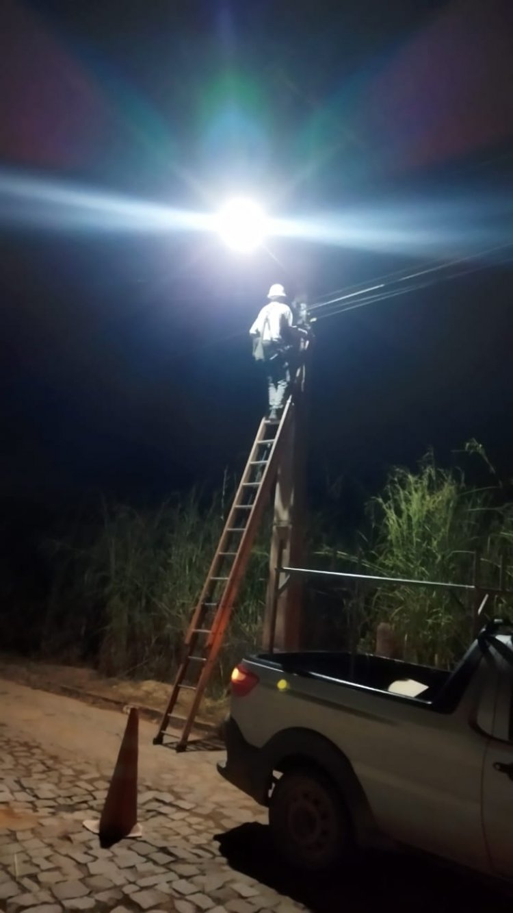 Infraestrutura intensifica serviços de Iluminação para atender as zonas urbana e rural de Floriano