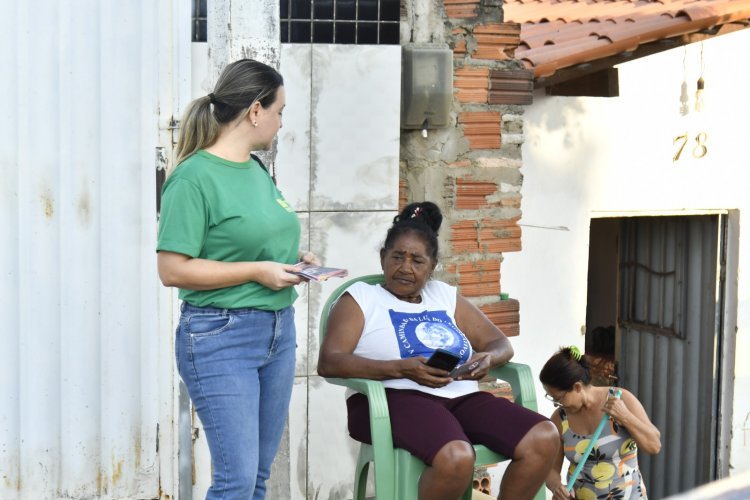 Ações de conscientização sobre os perigos das queimadas são realizadas em bairros de Floriano