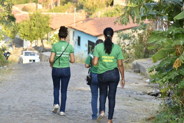 Ações de conscientização sobre os perigos das queimadas são realizadas em bairros de Floriano